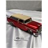 Image 1 : A 1 18th Scale 1955 Chevy Nomad