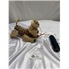 Image 1 : Wired Remote Control Vintage Dog