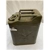 Image 2 : Vintage USA Milliary Gas Can