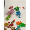 Image 2 : Retro/Vintage Colourful Plastic Lot