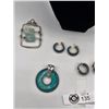 Image 2 : A Group of Vintage Jewelry