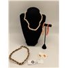 Image 1 : 5 Piece Angelskin Coral lot Including Gold Coral & Angelskin Coral Necklace