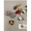 Image 2 : 9 Pairs of Vintage Earrings   1 Enhancers