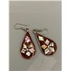 Image 3 : 2 Pairs of Vintage Shell Inlaid Earrings