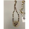 Image 2 : 3Real Pearl Necklaces