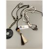 Image 1 : 3 Stone Necklaces
