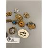 Image 3 : 14 Piece Vintage Brooches