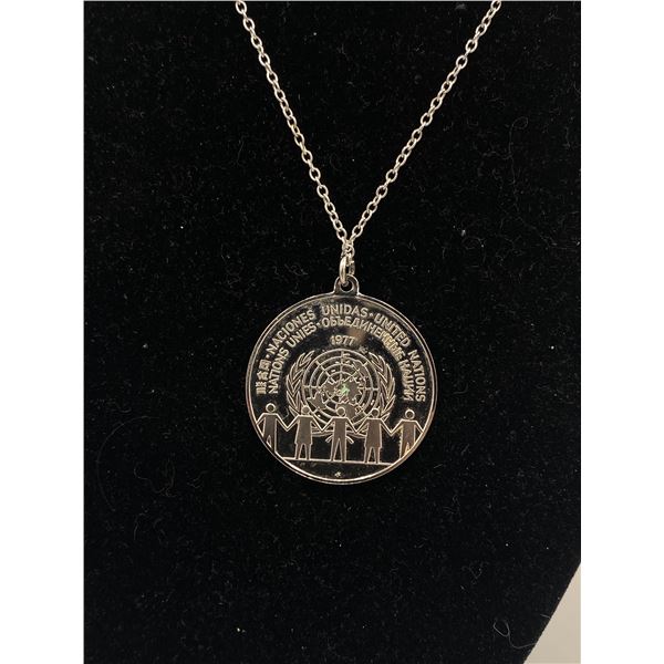 1977 Sterling United Nations Necklace
