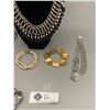 Image 3 : 3 Vintage Necklaces and 2 Bracelets including Coral Panther Link Necklace