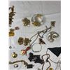 Image 3 : Large Lot of Fashion Jewelry
