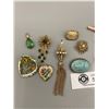 Image 2 : 15 Vintage Brooch Pendant Lot