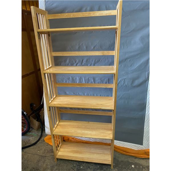 Folding shelf