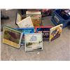 Image 1 : Record boxes