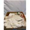 Image 1 : Lot of lace