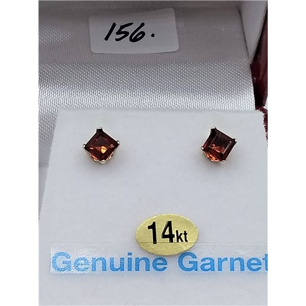 14kt white gold garnet stud earrings with appraisal