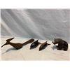 Image 1 : Wood carvings
