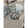 Image 1 : End table