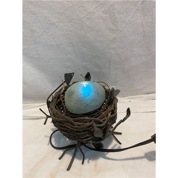 Lighted birds nes