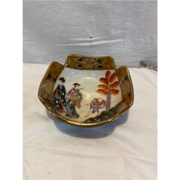 Decor bowl 6 inches across