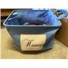 Image 2 : Storage bin and reusable bags