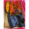 Image 1 : Lot cord and Fanny pack ect