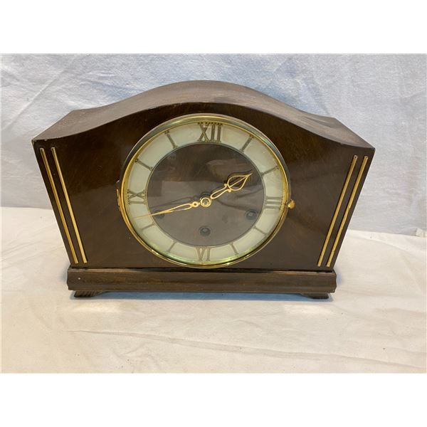 Clock no key