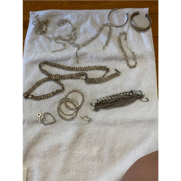 Lot misc costume Jewelry