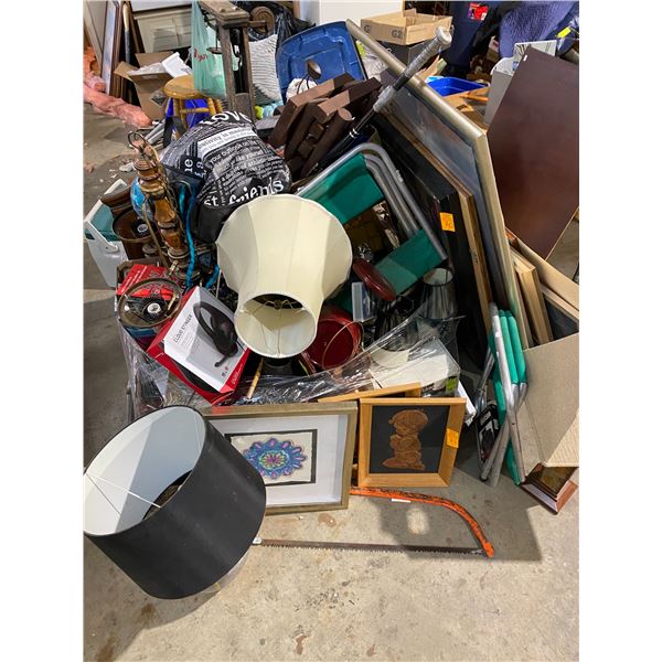 Pallet storage and auction goods must take Sunday 10-1