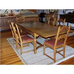 Dining room table and chairs #1740558