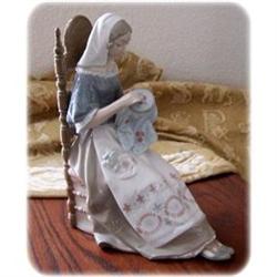 Retired Lladro Embroiderer by Salvador Furio #1740570