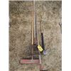 Image 1 : VARIOUS GARDENING TOOLS, SLEDGE HAMMER