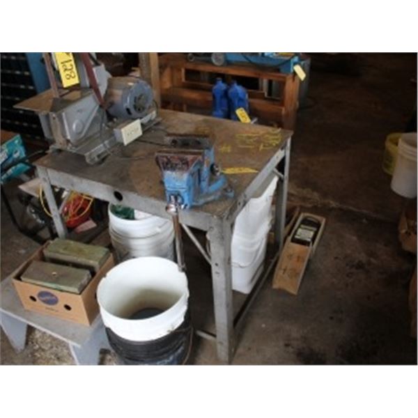 STEEL TABLE & SWIVEL VICE (26X31)