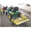 Image 2 : JOHN DEERE 345 - 20HP RIDING LAWN MOWER
