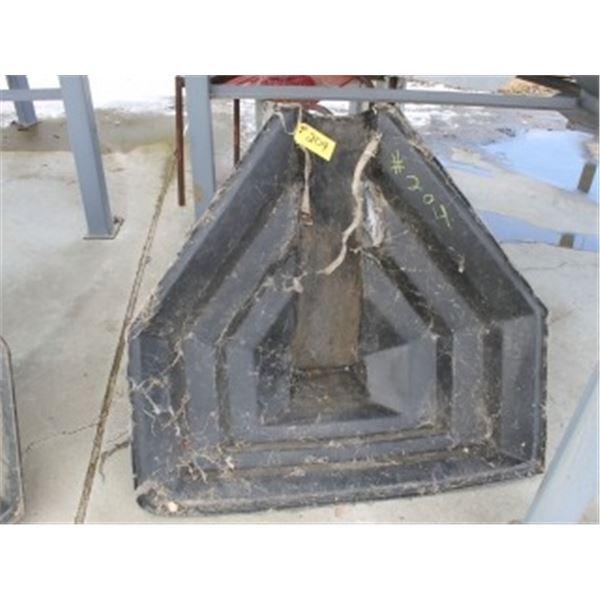 BLACK PLASTIC HOPPER