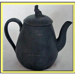 WEDGWOOD BLACK BASALT TEAPOT -FINIAL FIG LADY #1742239