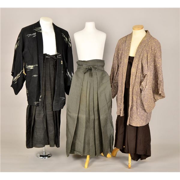 ANTIQUE JAPANESE HAORI & HAKAMA.