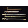 Image 2 : 9 US & FOREIGN SWORDS.