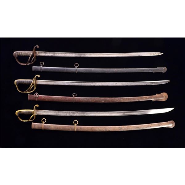 3 DRAGOON STYLE SABERS.