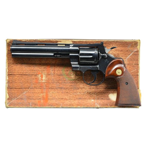 COLT PYTHON DA REVOLVER.