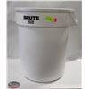 Image 1 : BRUTE WHITE 20 GALLON RUBBERMAID BIN NO LID