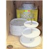 Image 1 : LOT OF SERVING SNACK DISPLAY PLATES 3 TIER