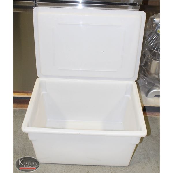 LARGE CAMBRO STACKABLE FOOD GRADE CONTAINER W/