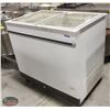 Image 2 : CELCOLD GLASS TOP ICE CREAM FREEZER 128W