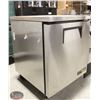 Image 2 : TRUE STAINLESS STEEL UNDERCOUNTER FREEZER