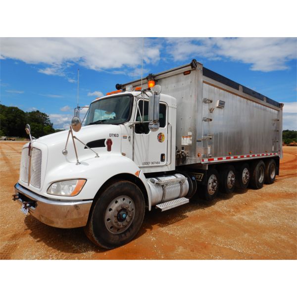 2016 KENWORTH T370 Dump Truck
