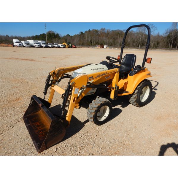 CUB CADET 6284T Farm Tractor