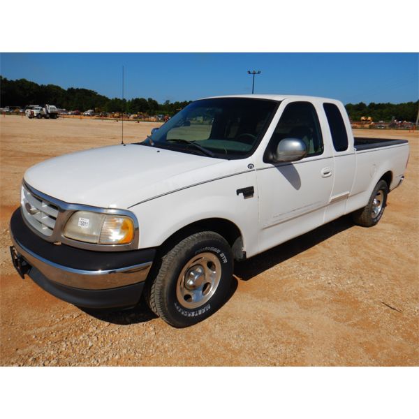 1999 FORD F150 XLT Pickup Truck
