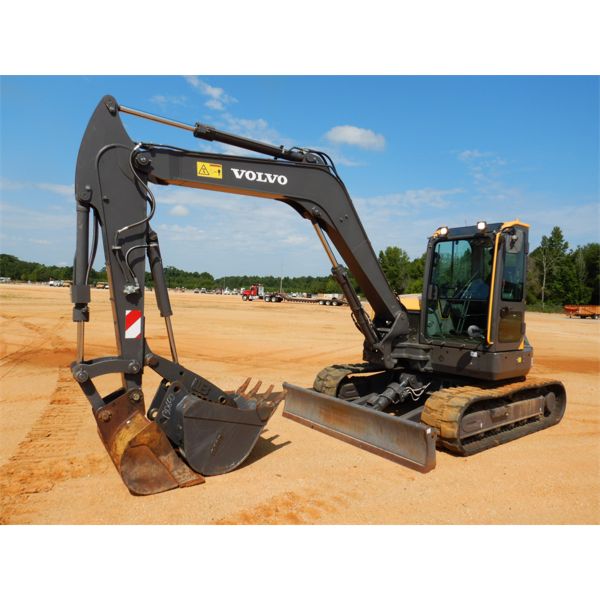 2019 VOLVO ECR88D Excavator
