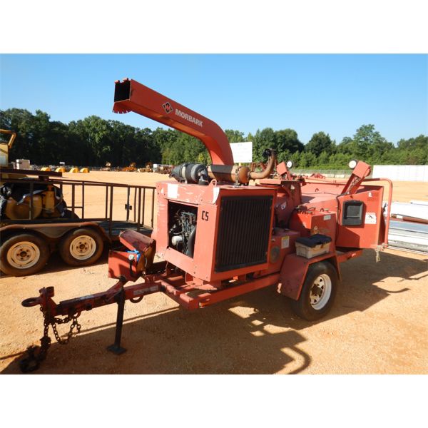 2010 MORBARK BEEVER M12R Chipper