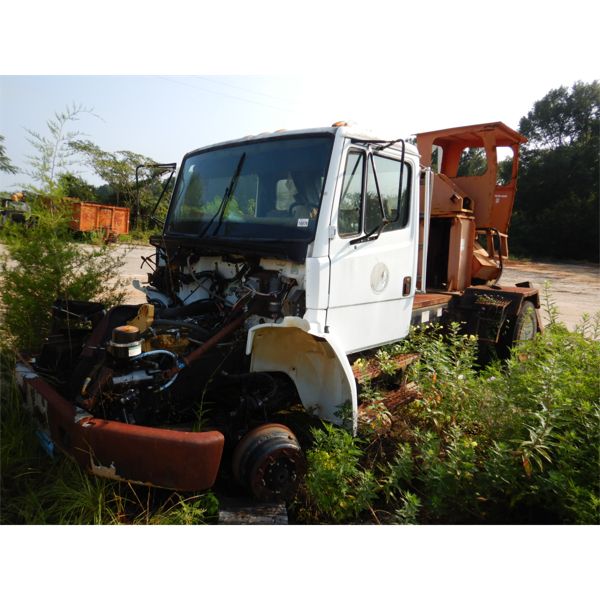 2003 FREIGHTLINER M2 Grapple Truck